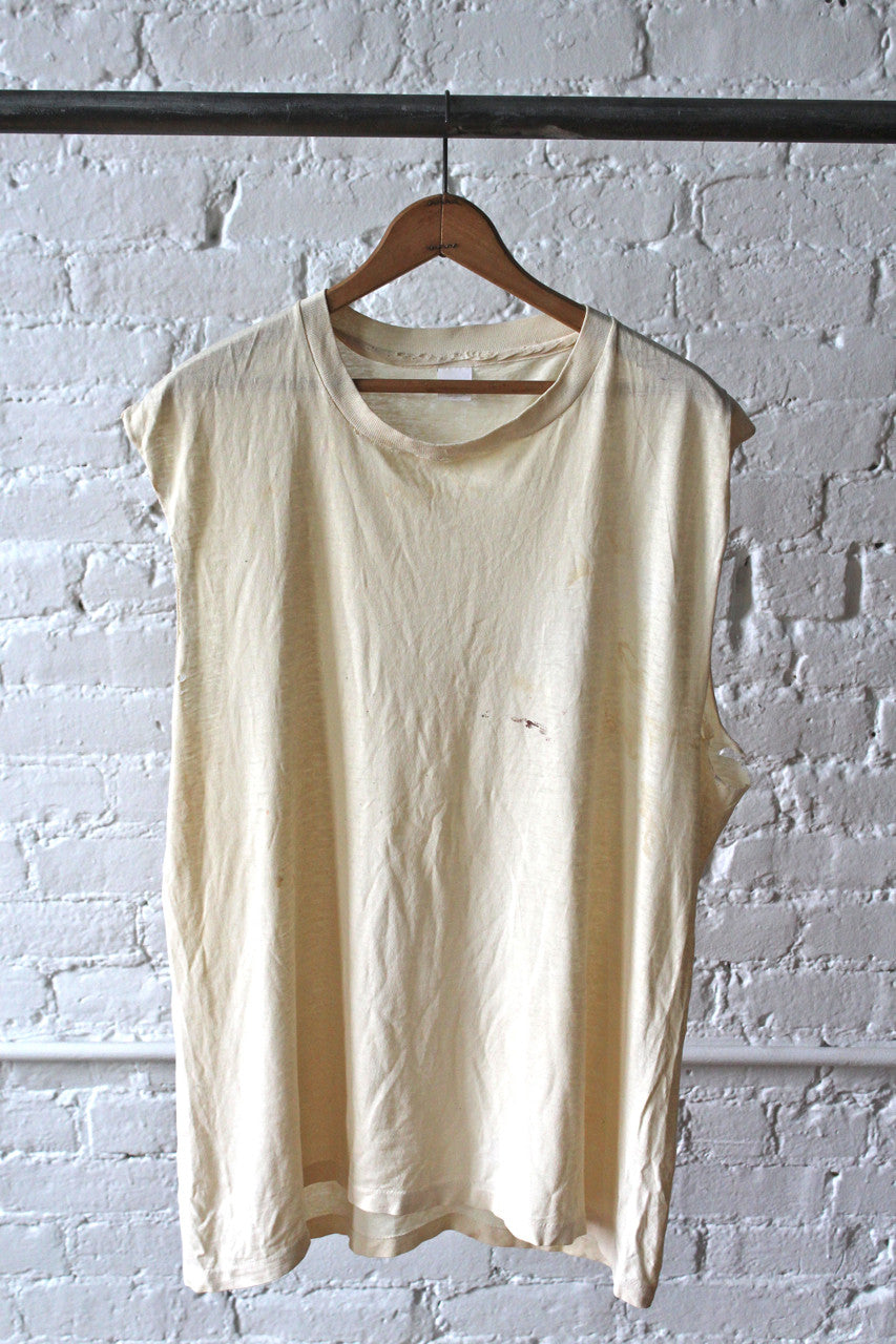 White Sleeveless T-Shirt – FORESTBOUND